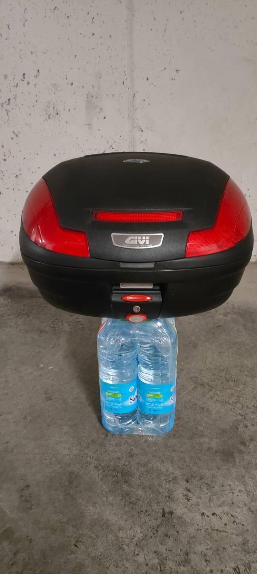 Bauletto Givi Simply e470