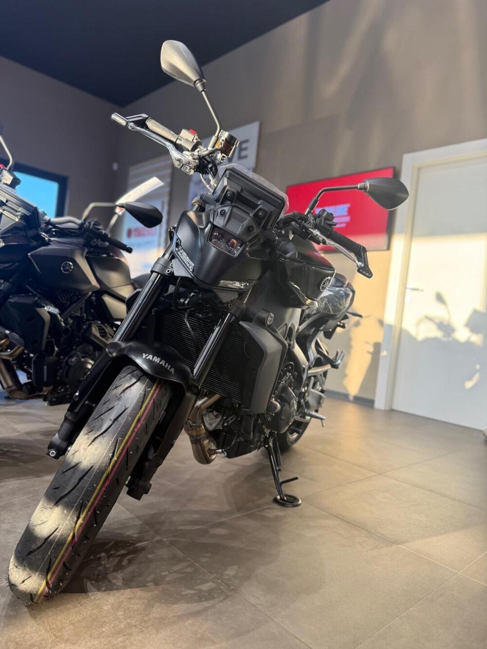 Yamaha MT-09 (2024 - 26) (2)