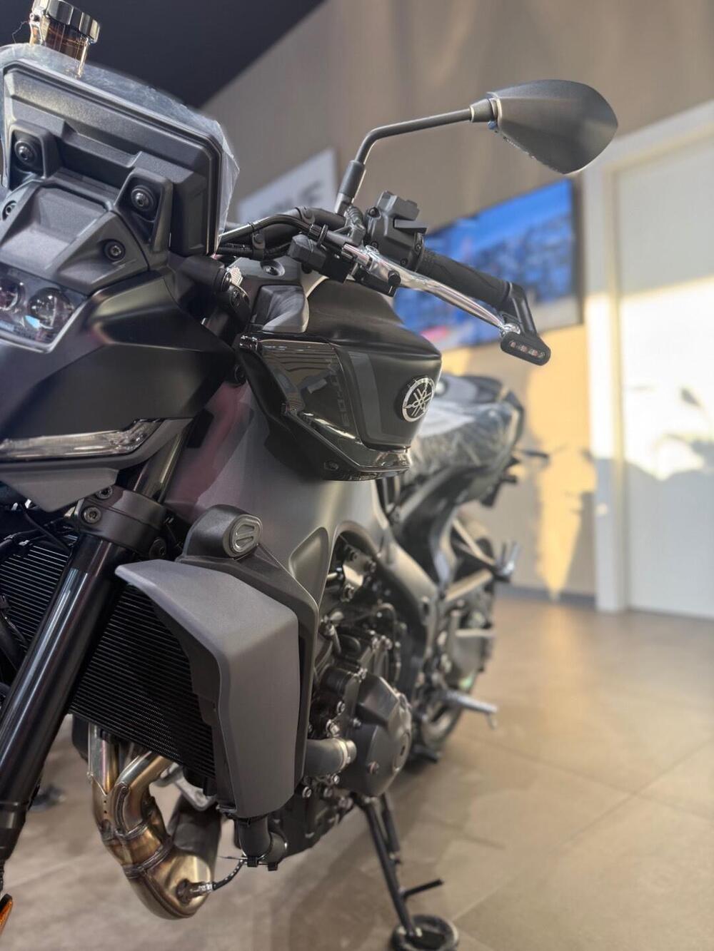 Yamaha MT-09 (2024 - 26) (8)