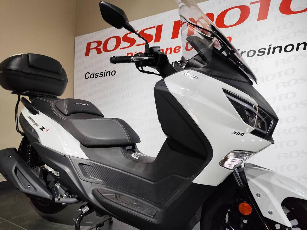 Sym Joymax 300 Z+ (2021 - 24) (3)