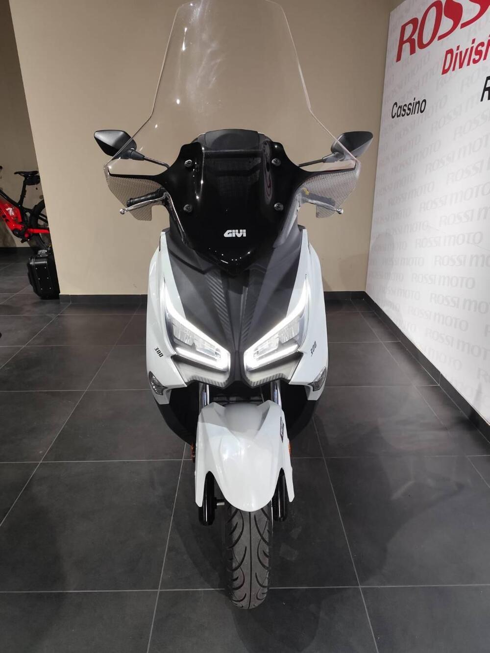 Sym Joymax 300 Z+ (2021 - 24) (4)