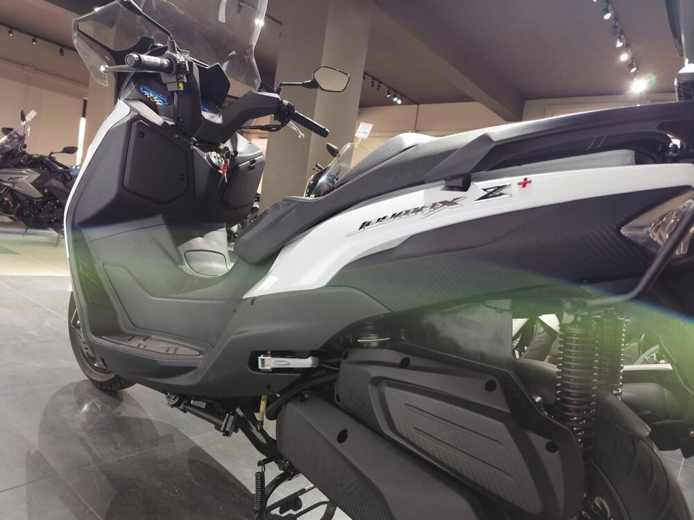 Sym Joymax 300 Z+ (2021 - 24) (6)