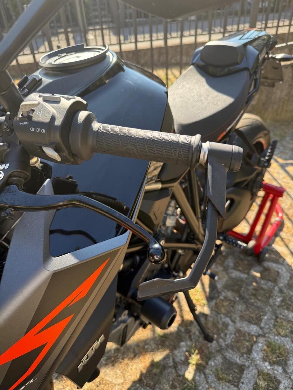 KTM 1290 Super Duke R ABS (2017 - 18) (8)