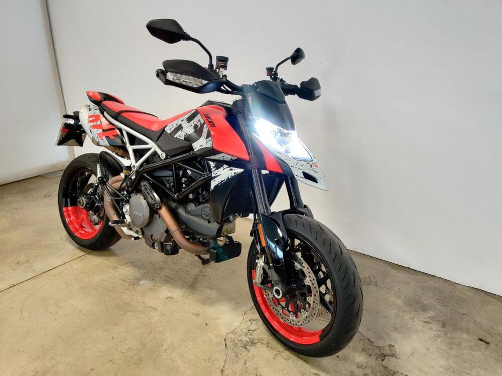 Ducati Hypermotard 950 RVE (2022 - 25) (2)