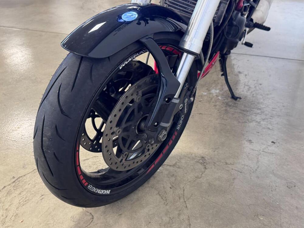 Ducati Monster 695 (2006 - 08) (3)