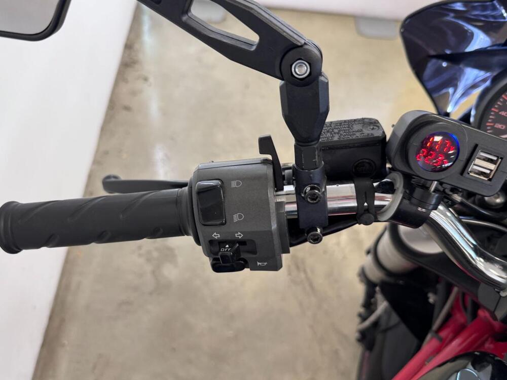 Ducati Monster 695 (2006 - 08) (11)