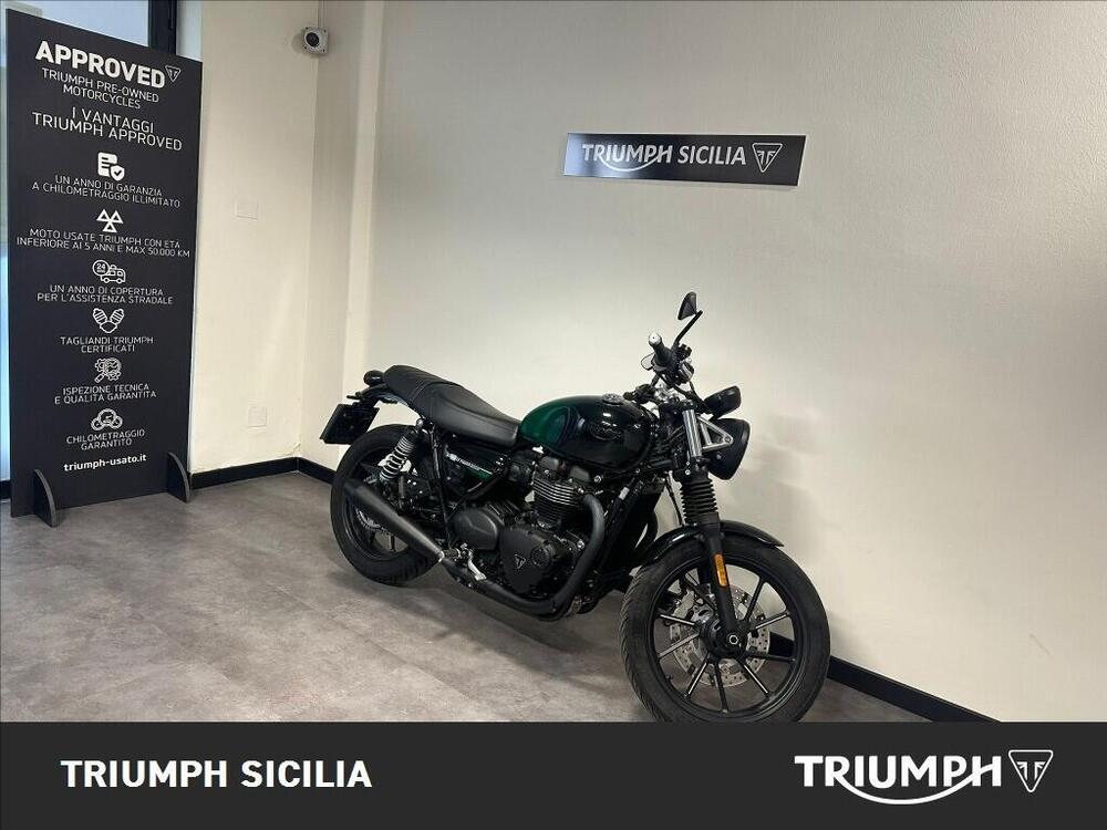 Triumph Speed Twin 900 Stealth Edition (2024) (2)