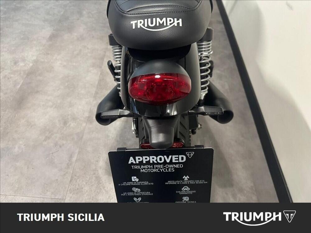 Triumph Speed Twin 900 Stealth Edition (2024) (18)