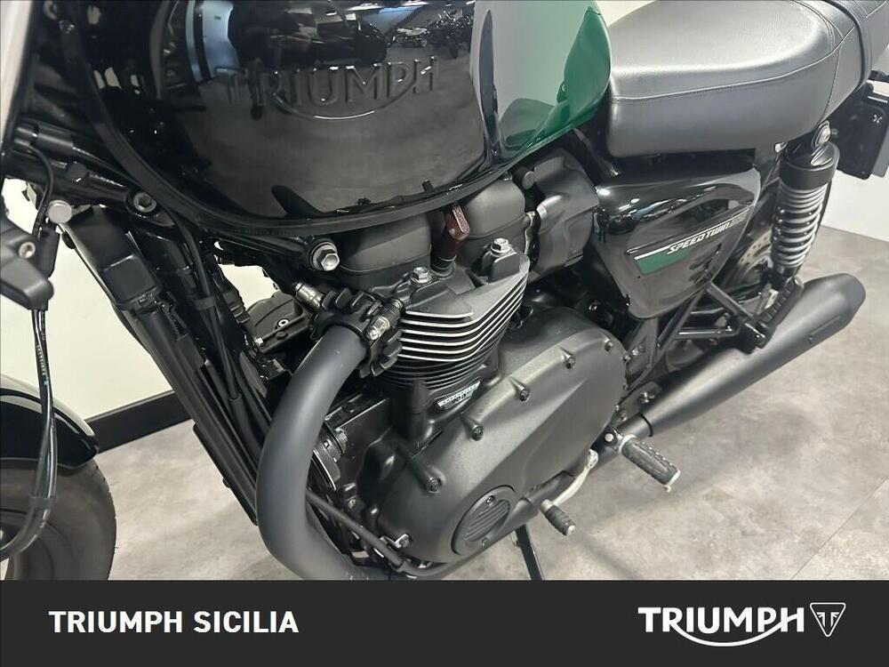 Triumph Speed Twin 900 Stealth Edition (2024) (8)