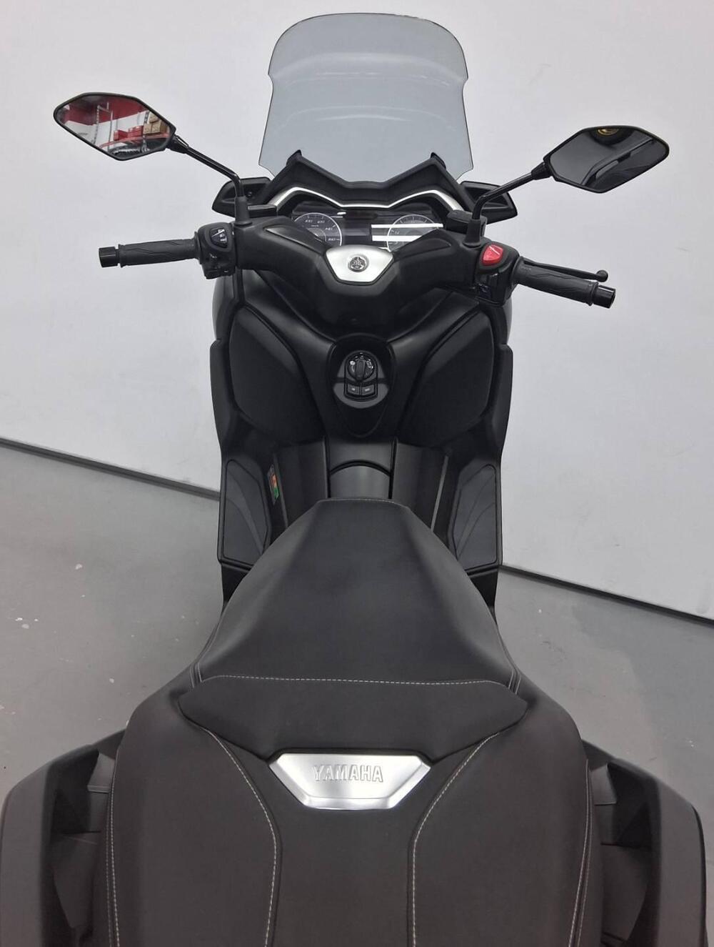 Yamaha X-Max 300 (2021 - 24) (4)