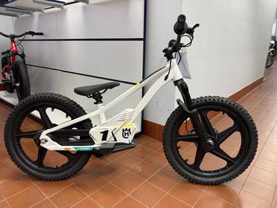 Husqvarna EE 1.20 (2023 - 24) nuova