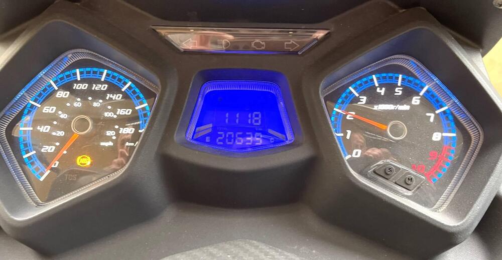 Sym Joymax 300 Z+ (2021 - 24) (4)