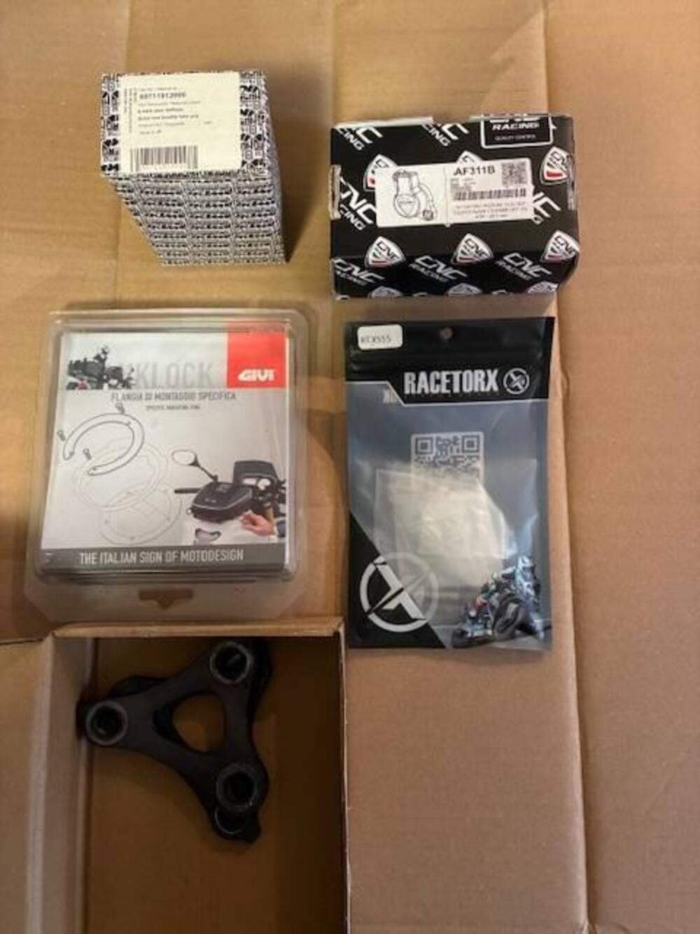 KTM 1290 Super Duke R (2020) (10)