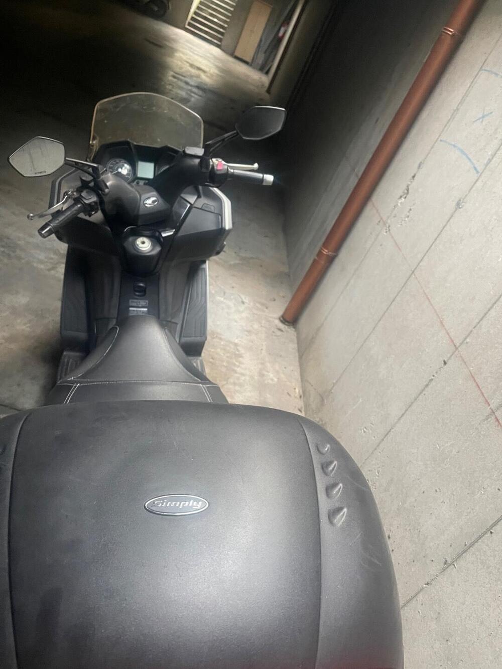 Kymco Downtown 350i ABS (2015 - 17) (5)