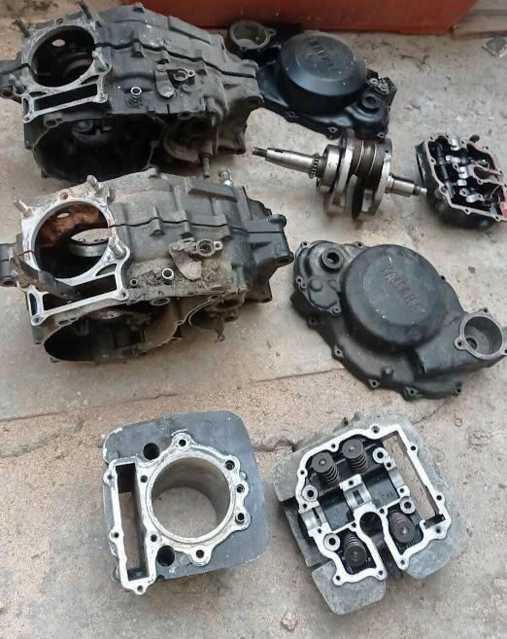 Yamaha XT 600 Ricambi motore in blocco (3)