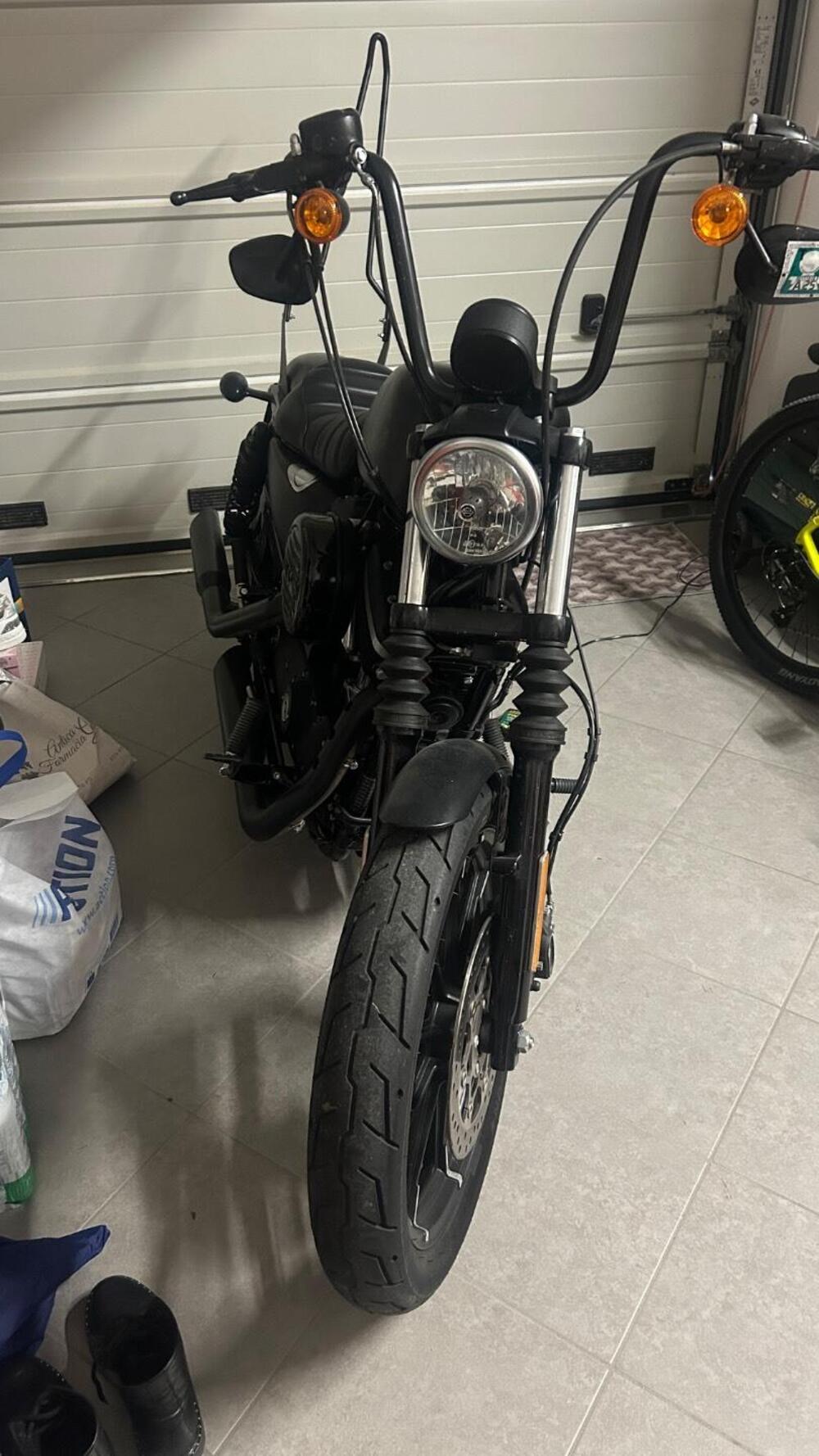 Harley-Davidson 883 Iron (2017 - 20) - XL 883N