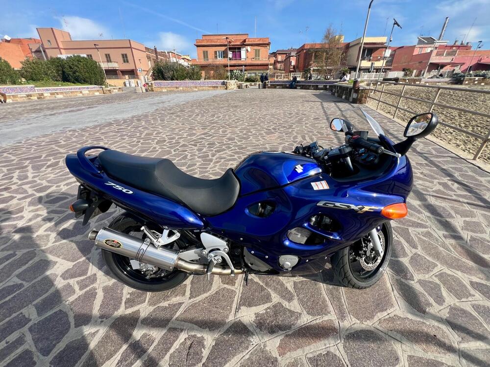 Suzuki GSX 750 F (1999 - 06) (4)
