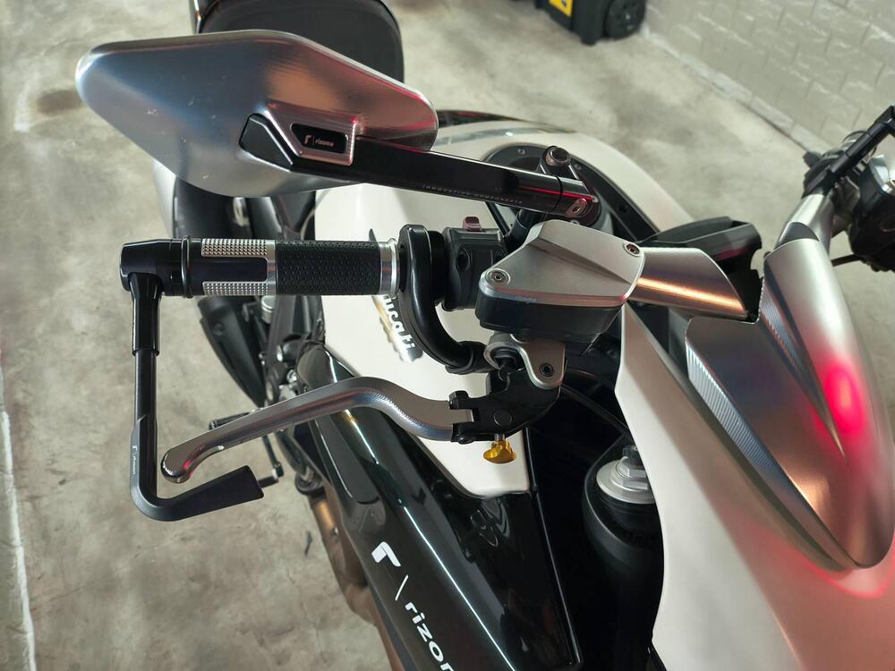 Ducati Diavel 1200 (2010 - 13) (2)