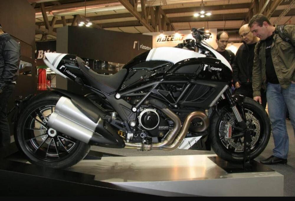 Ducati Diavel 1200 (2010 - 13) (9)