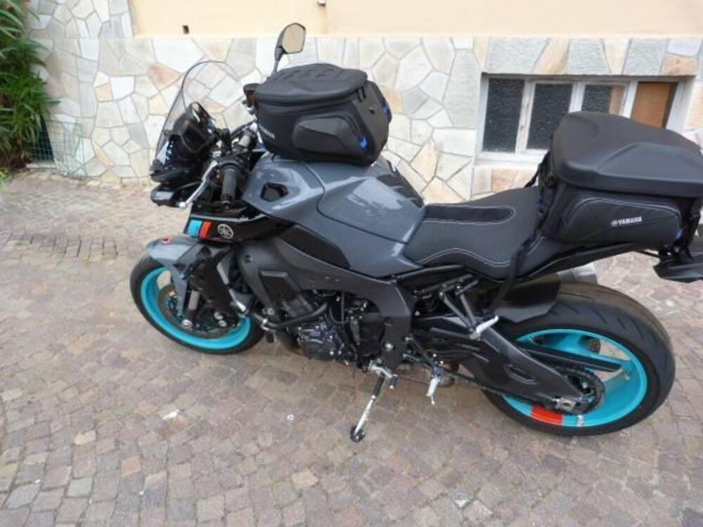 Yamaha MT-10 (2022 - 26) (2)