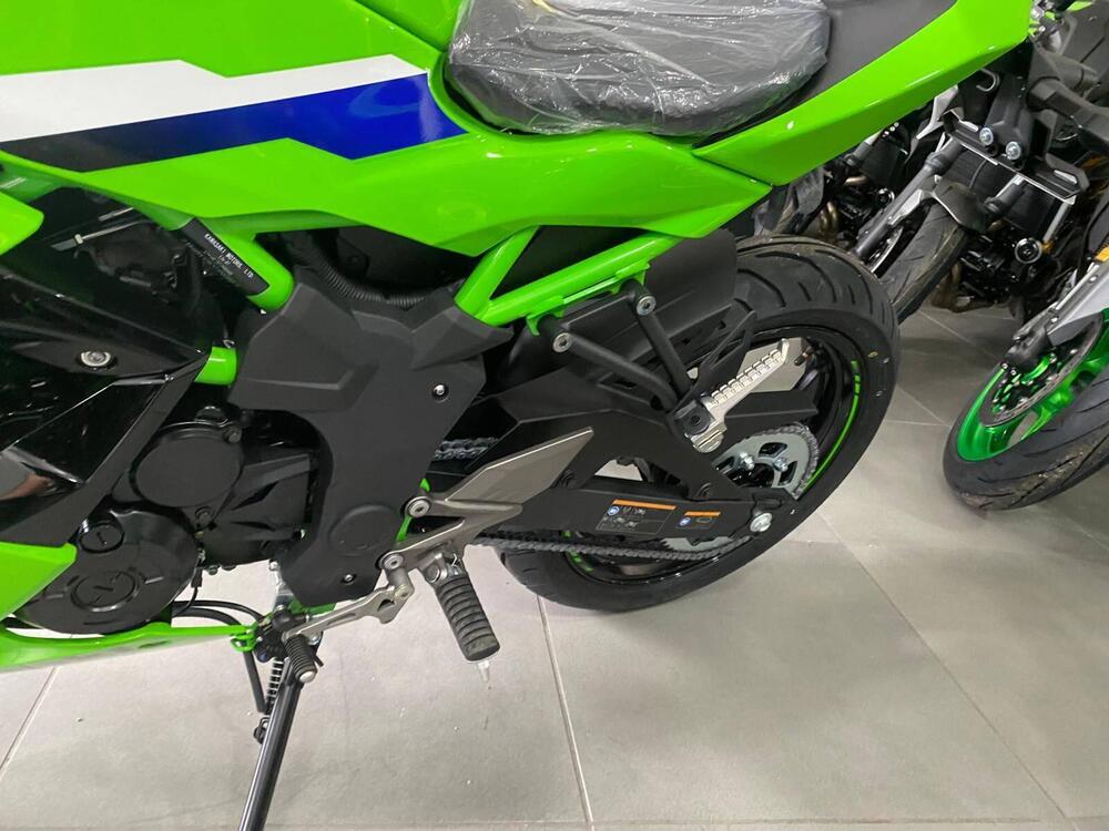 Kawasaki Ninja 125 (2025 - 26) (10)