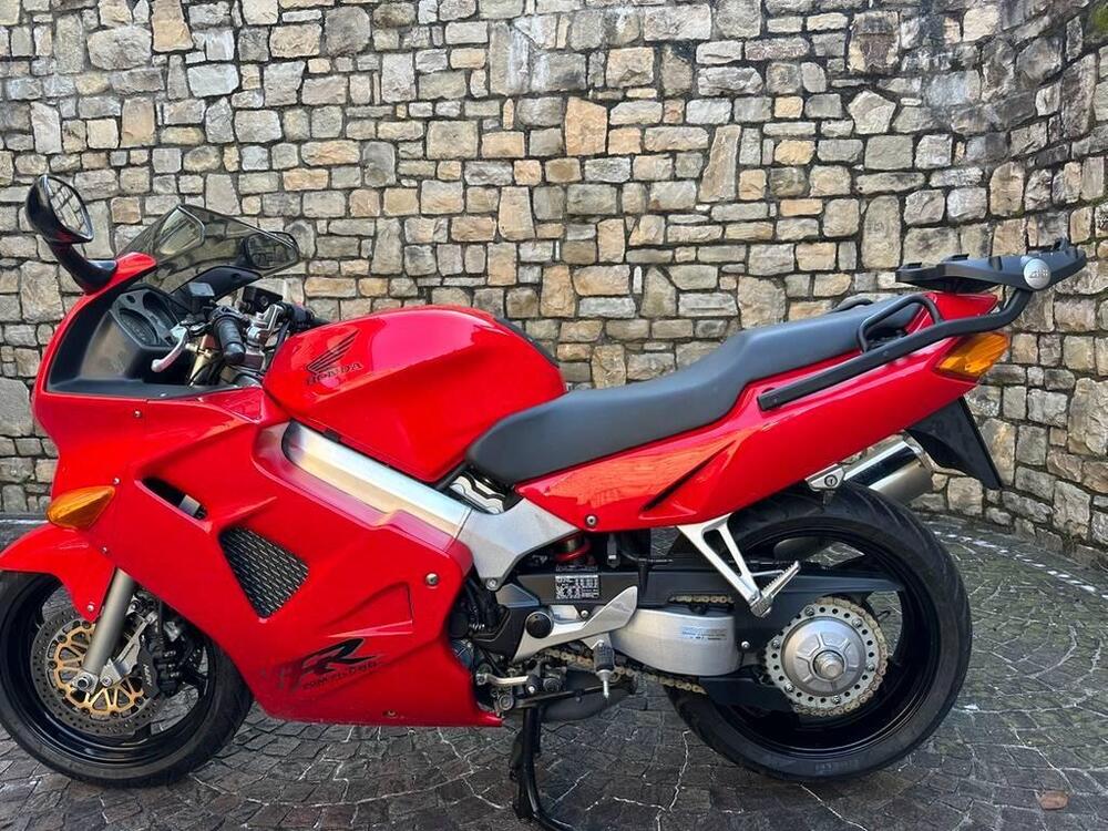 Honda VFR 800 (6)