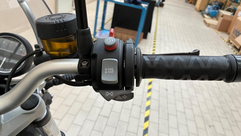 Bmw R 1200 R (2011 - 14) (4)