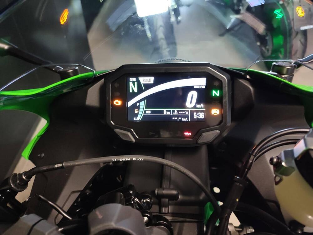 Kawasaki Ninja 636 ZX-6R (2024 - 26) (4)