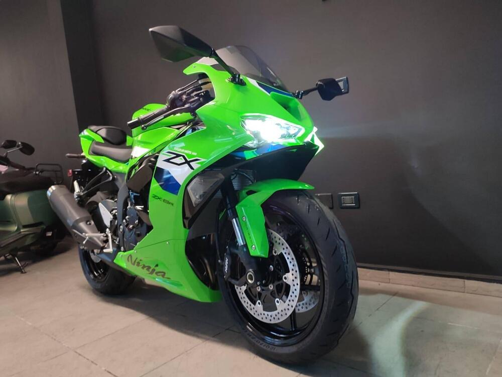 Kawasaki Ninja 636 ZX-6R (2024 - 26) (5)