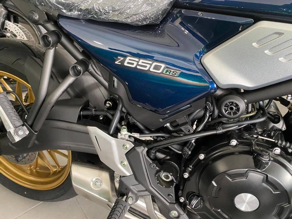 Kawasaki Z 650 RS (2025 - 26) (6)
