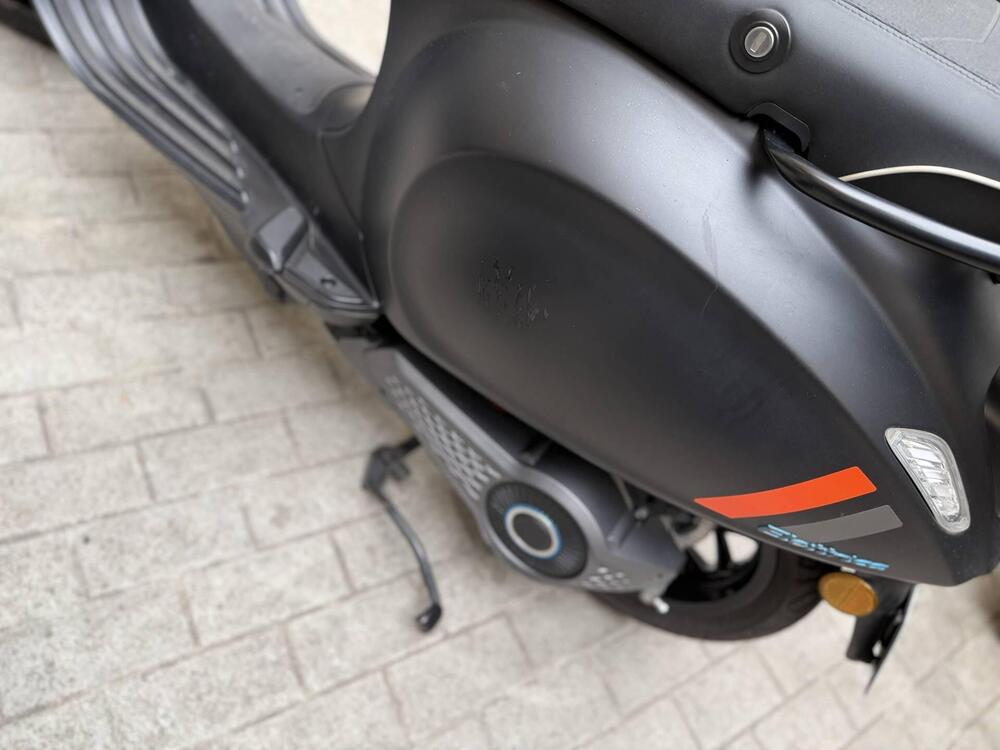 Vespa Sprint Elettrica 45 S (2024 - 25) (3)