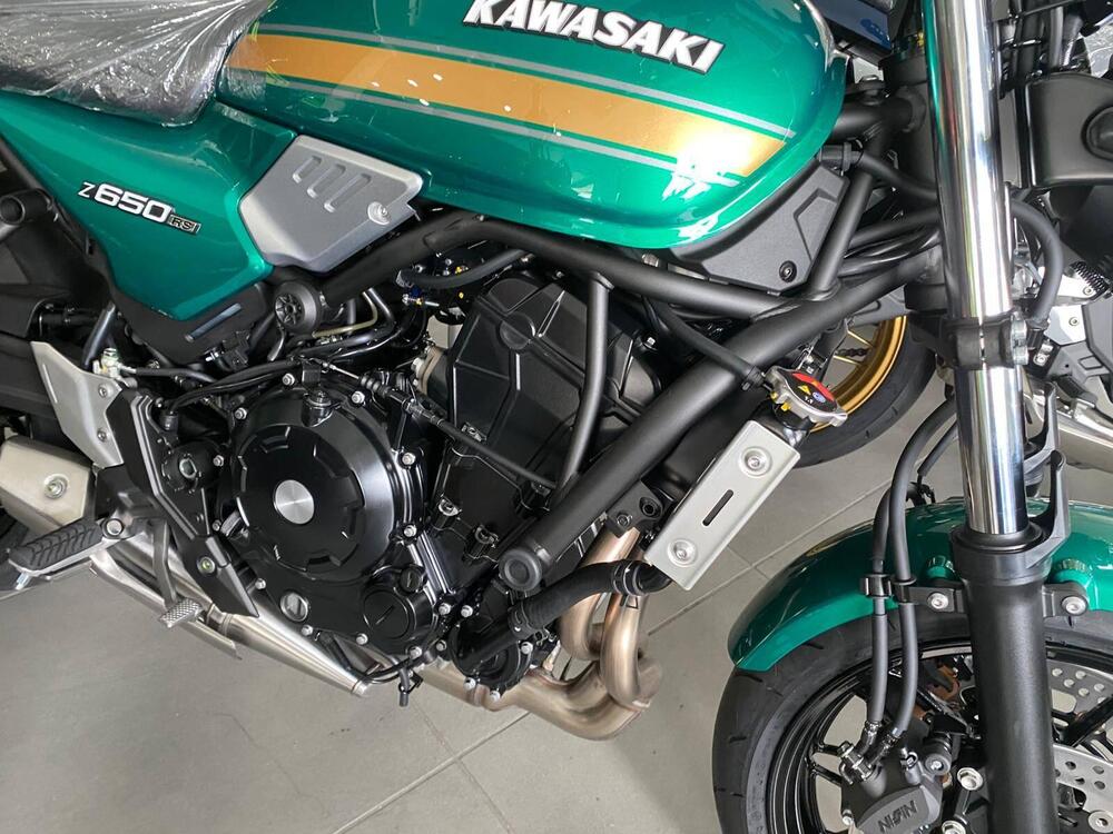 Kawasaki Z 650 RS (2025 - 26) (7)