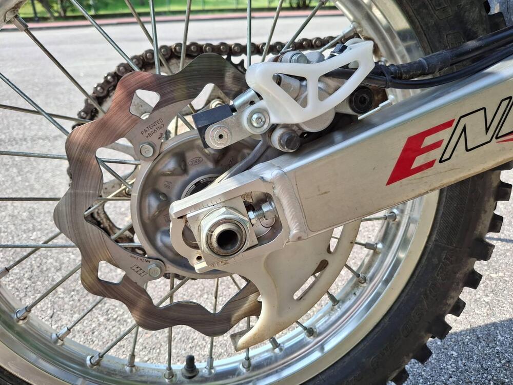 HM CRE F 300 X (2012) (11)