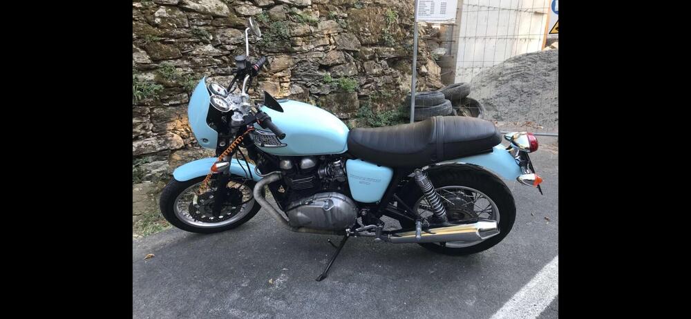 Triumph Thruxton 900 (2004 - 15)