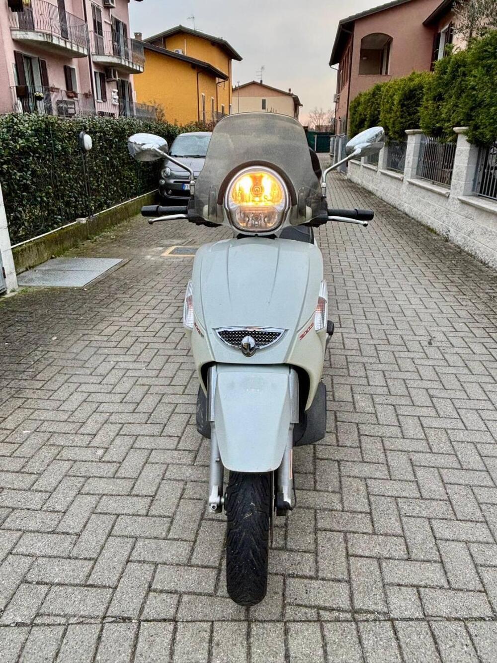 Aprilia Scarabeo 300 Special (2009 - 13)