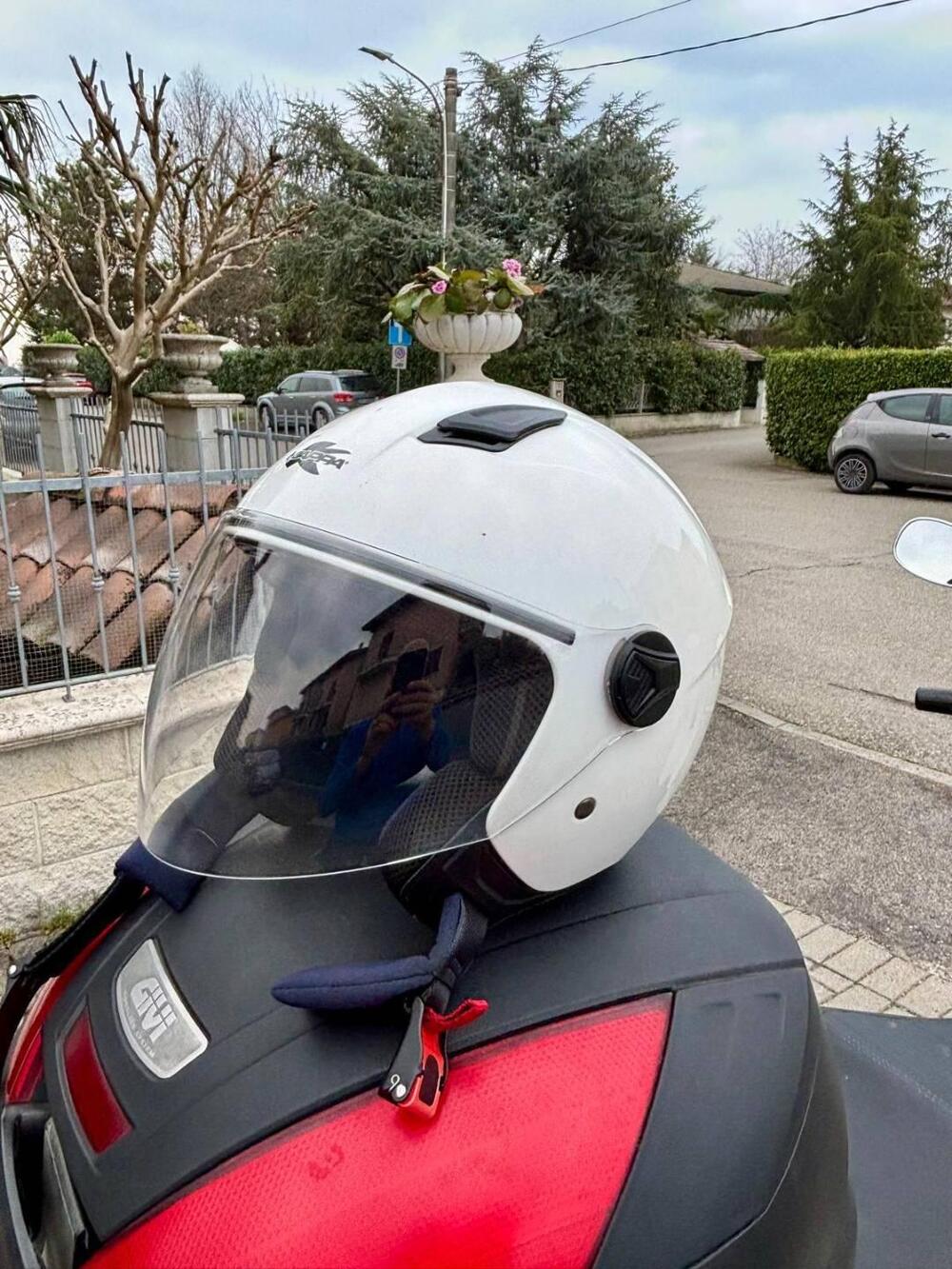 Aprilia Scarabeo 300 Special (2009 - 13) (5)