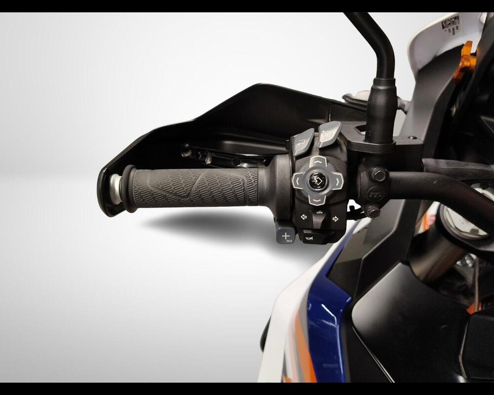 KTM 1290 Super Adventure R (2021) (10)