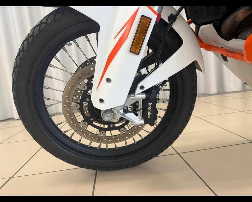 KTM 1290 Super Adventure R (2021) (8)