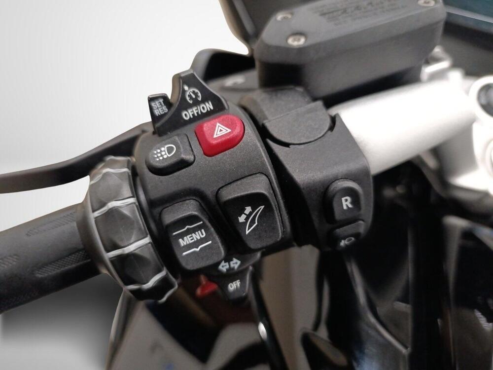 Bmw K 1600 GT (2022 - 26) (9)