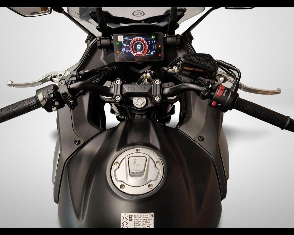 CFMOTO 650GT (2021 - 26) (11)