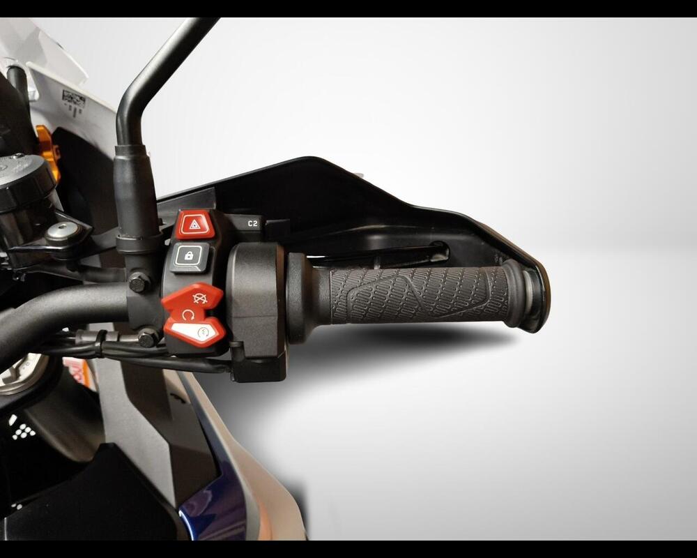 KTM 1290 Super Adventure R (2021) (11)