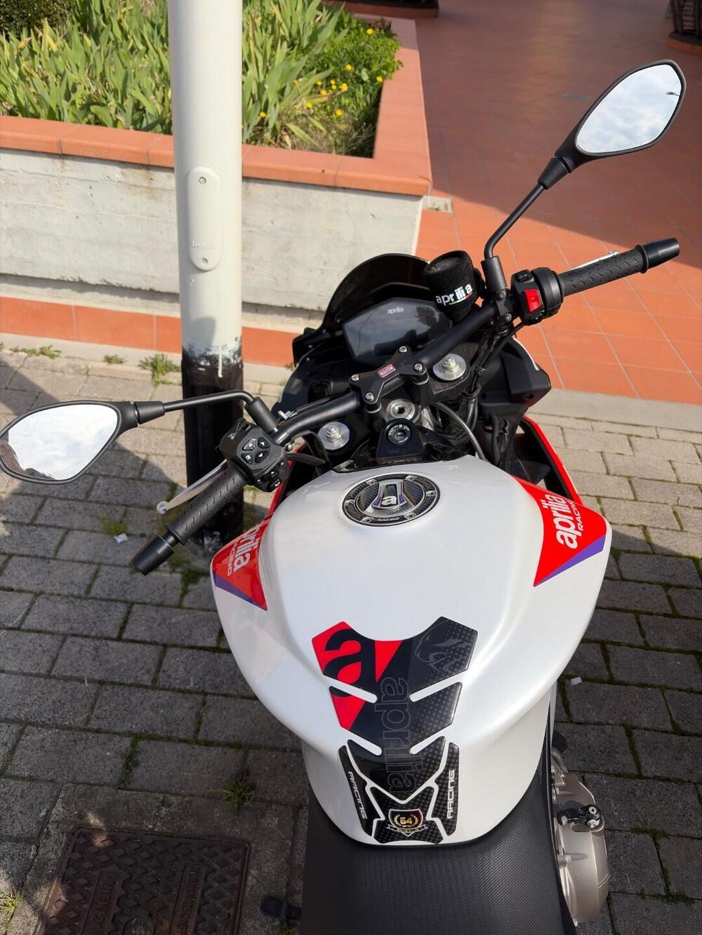 Aprilia Tuono 660 Factory (2022 - 24) (3)