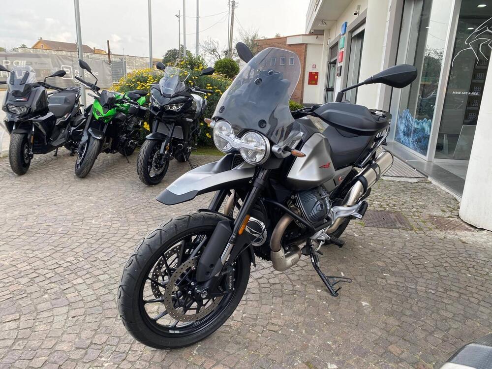 Moto Guzzi V85 Strada (2024 - 26) (4)