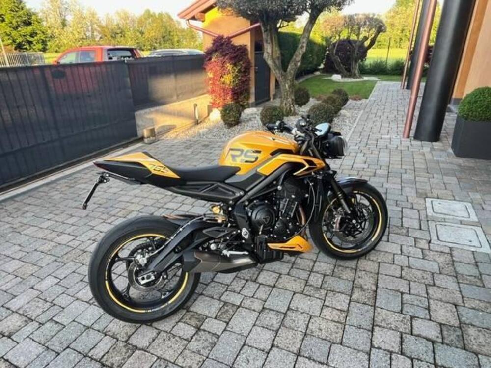 Triumph Street Triple 765 RS (2023 - 26) (4)