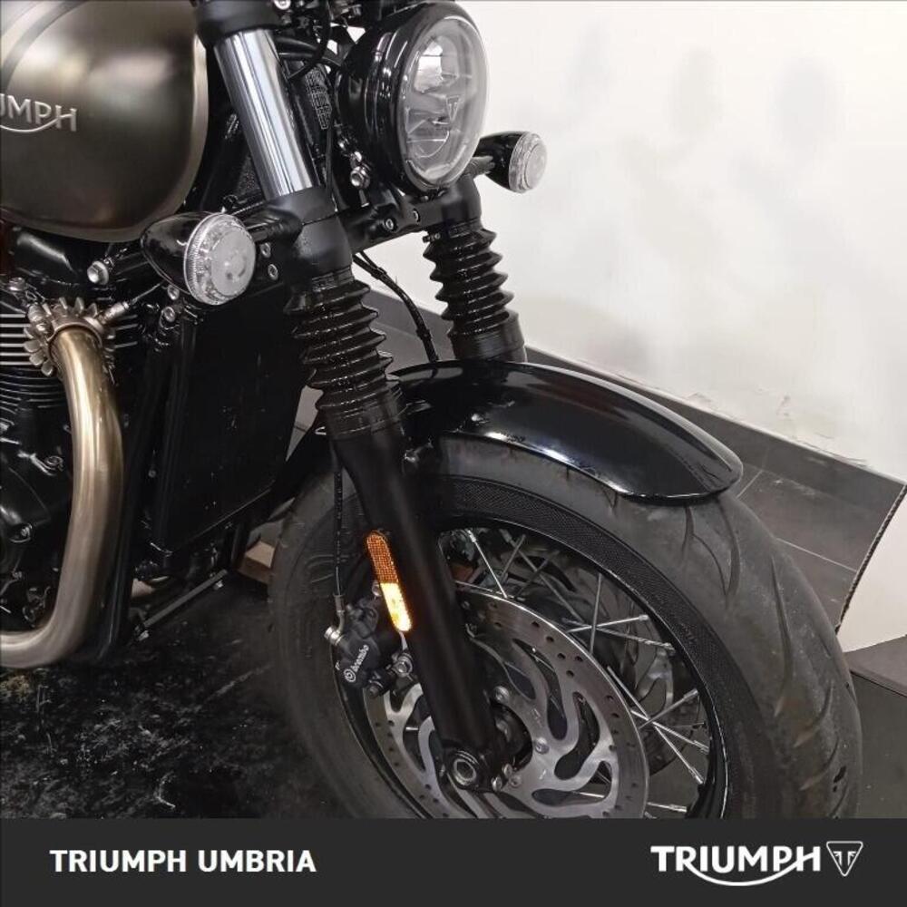 Triumph Bonneville Bobber 1200 (2021 - 25) (7)
