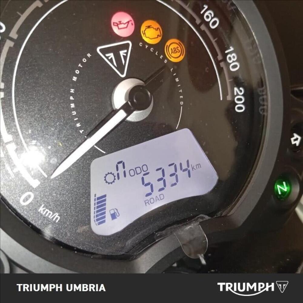 Triumph Bonneville Bobber 1200 (2021 - 25) (3)