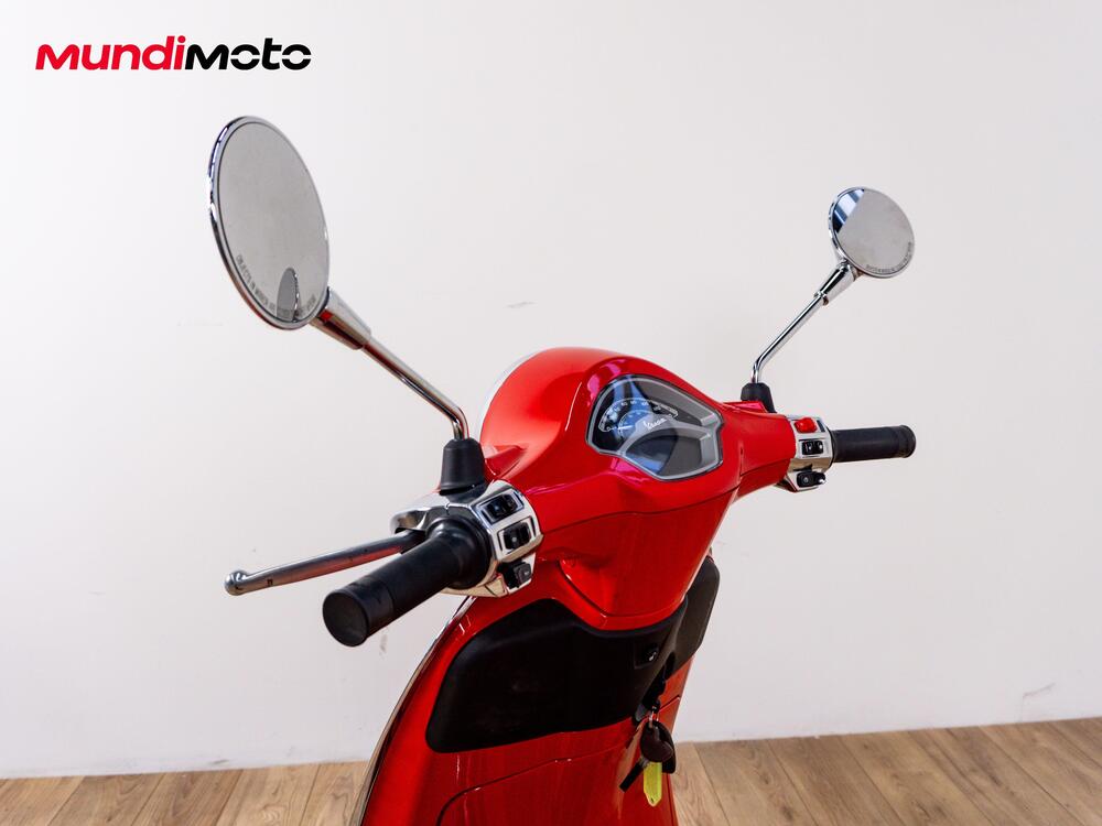Vespa Primavera 125 RED (2025 - 26) (11)