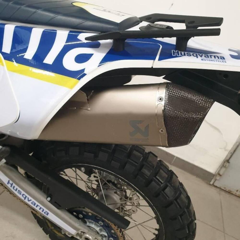 Husqvarna 701 Enduro (2016) (2)