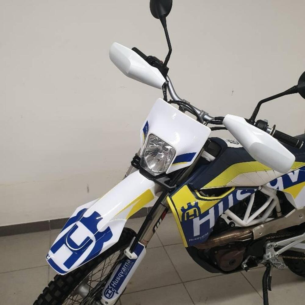 Husqvarna 701 Enduro (2016) (3)