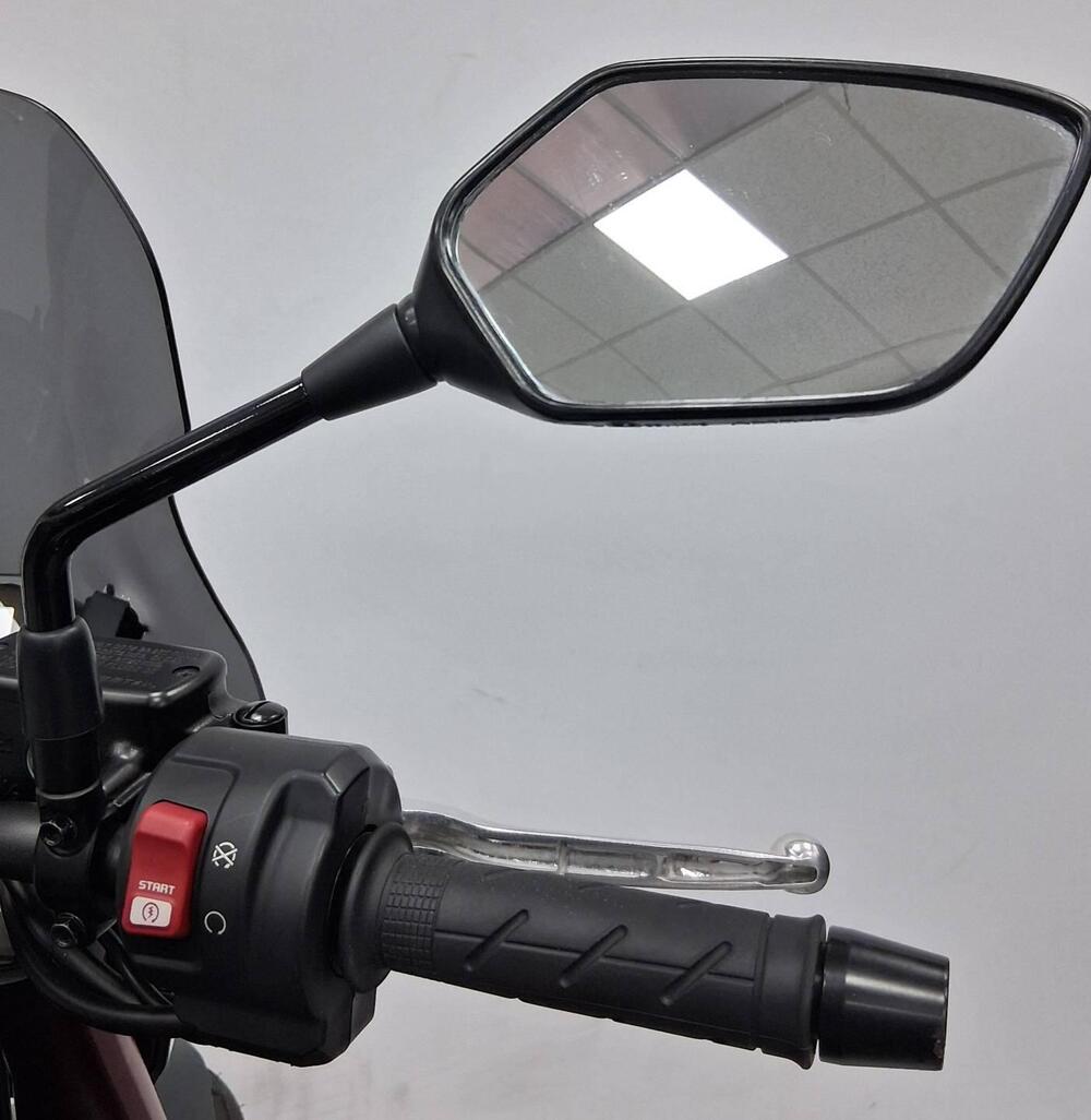 Honda CB 750 Hornet (2023 - 24) (6)